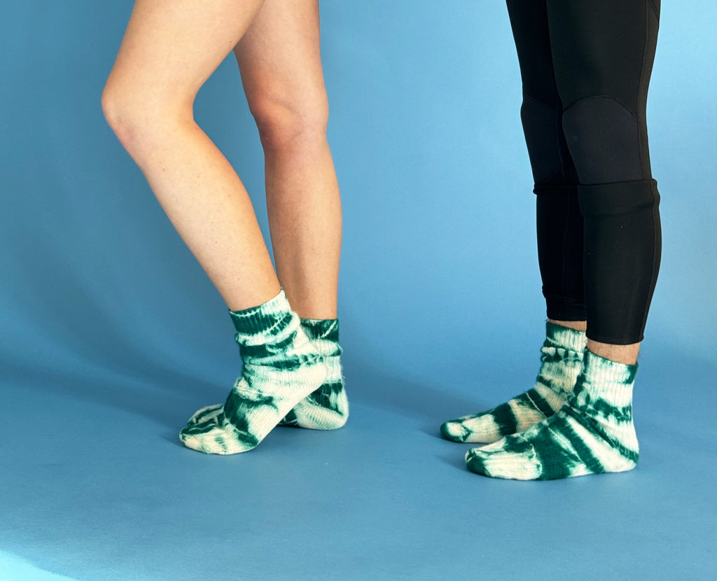 Tie-Dye Kaschmirsocken Flaschengrün von Mell-o – Ansicht 3